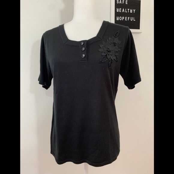 JENNY Black 3 Button Elbow Sleeve Knit Top With Black Floral Appliqué - Picture 2 of 6